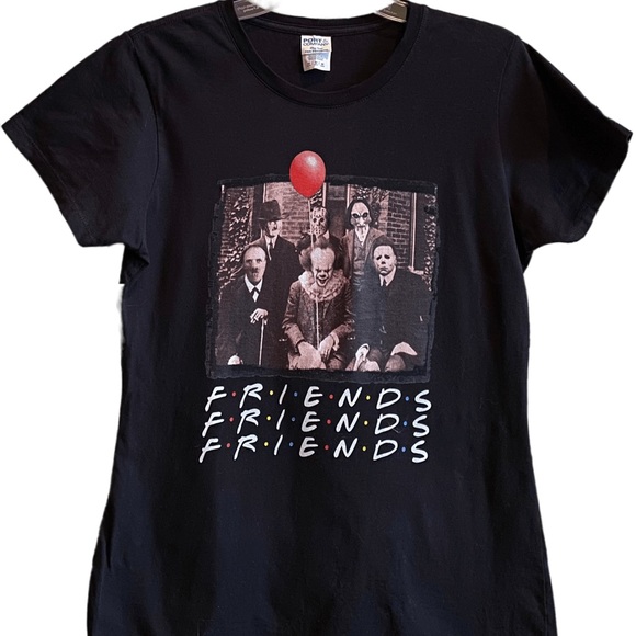 Horror Movie Friends Pennywise Michael Myers Art Graphic T-shirt Stephen King - Picture 2 of 14